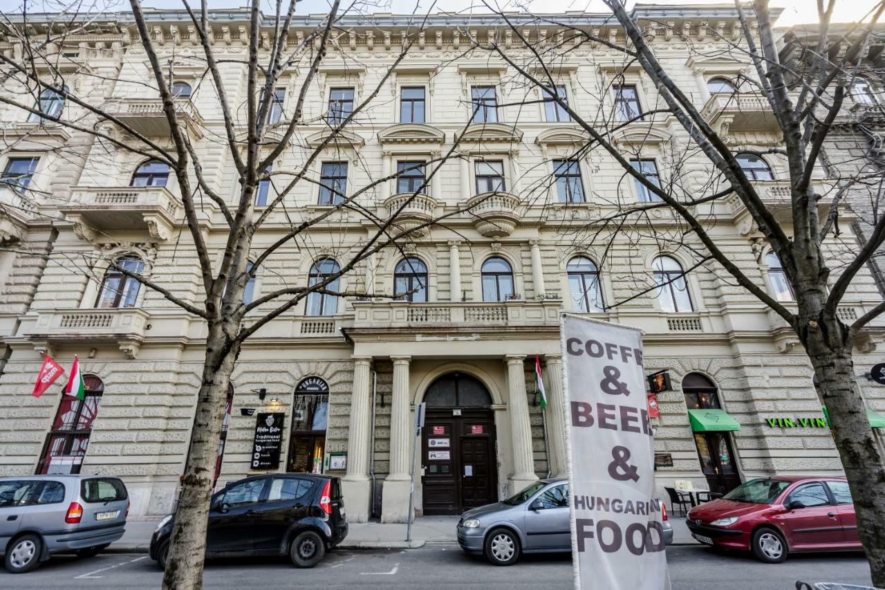 Bpr Luxurious & Stylish Duplex Home Budapest Exterior photo